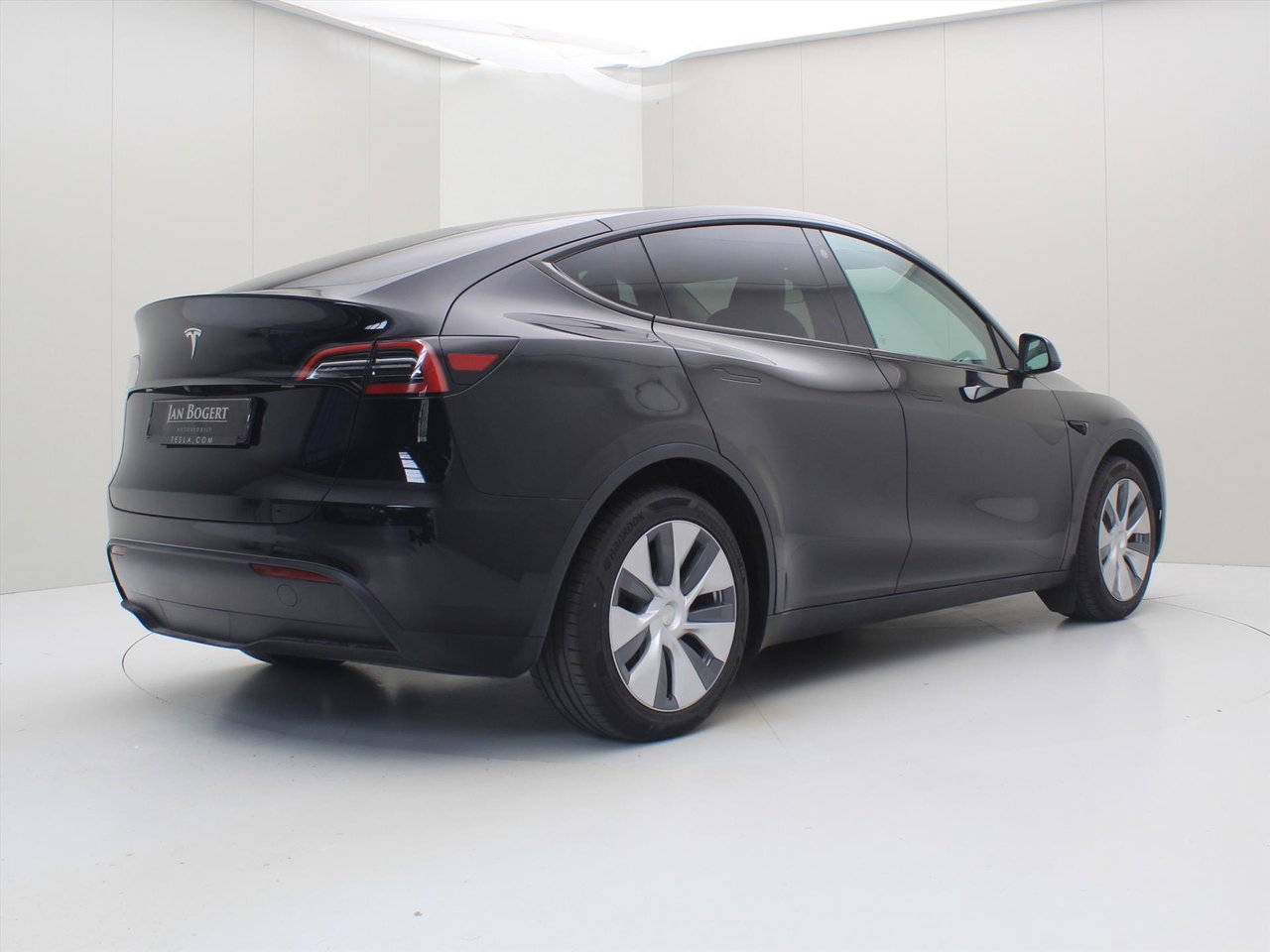 Tesla Model Y Standard RWD Plus 299pk 95.1% SoH [ AMD RYZEN+LFP+AUTOPILOT+19 INCH+PREMIUM AUDIO ] 2