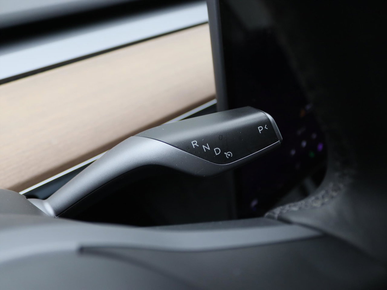Tesla Model Y Long Range AWD 75kWh 351pk 91.8% SoH [ AMD RYZEN+AUTOPILOT+19 INCH+PREMIUM AUDIO ] 24
