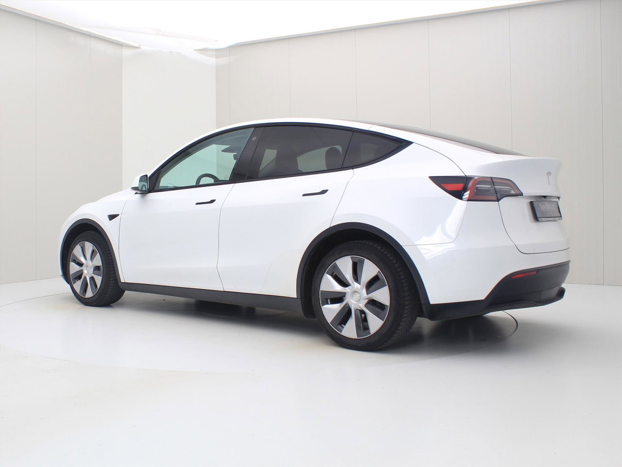 Tesla Model Y Standard RWD Plus 299pk 93.8% SoH [ AMD RYZEN+AUTOPILOT+19 INCH+PREMIUM AUDIO ] 2