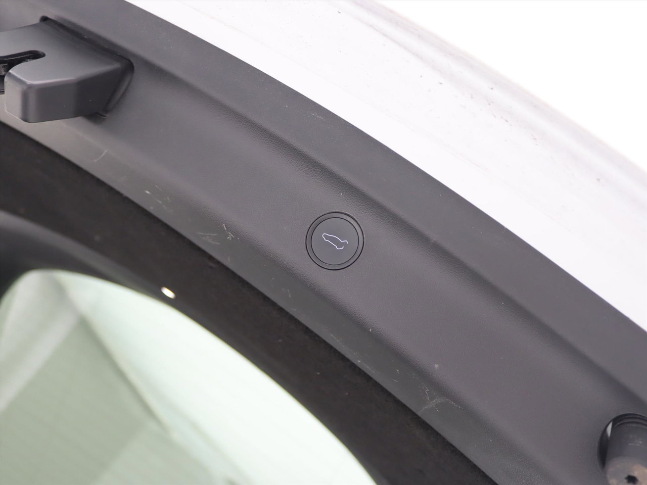 Tesla Model Y Standard RWD Plus 299pk 93.8% SoH [ AMD RYZEN+AUTOPILOT+19 INCH+PREMIUM AUDIO ] 9