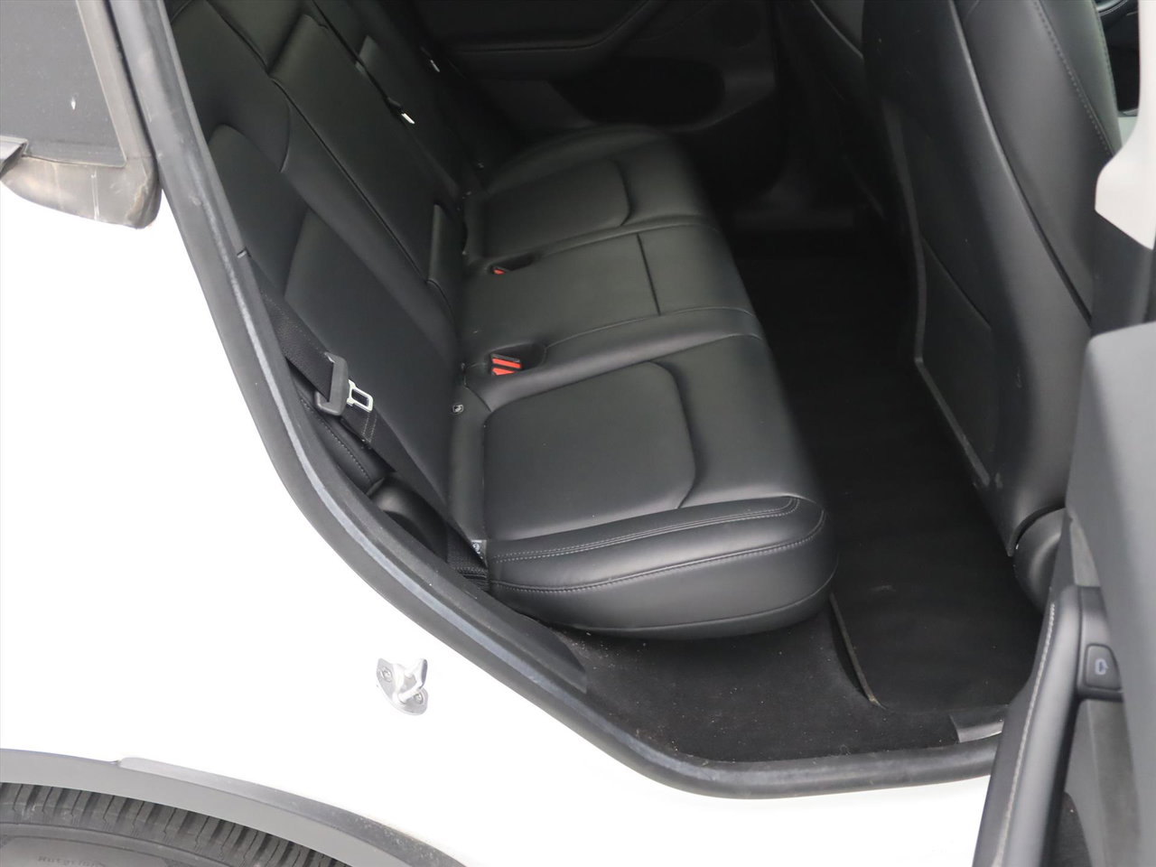 Tesla Model Y Standard RWD Plus 299pk 93.8% SoH [ AMD RYZEN+AUTOPILOT+19 INCH+PREMIUM AUDIO ] 14