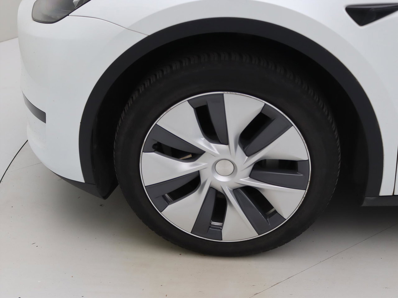 Tesla Model Y Standard RWD Plus 299pk 93.8% SoH [ AMD RYZEN+AUTOPILOT+19 INCH+PREMIUM AUDIO ] 20