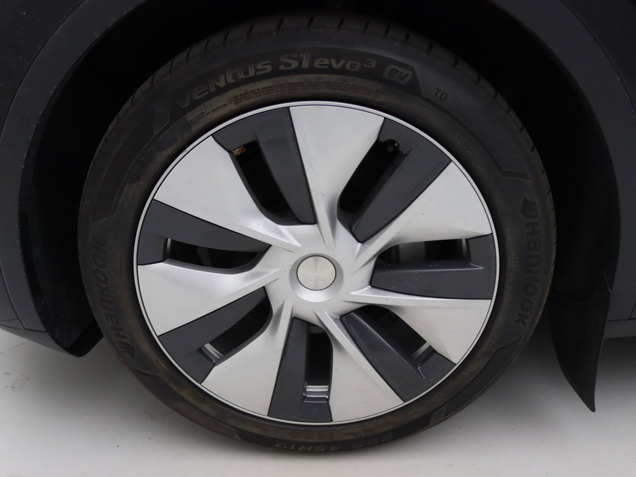 Tesla Model Y Long Range AWD 75kWh 351pk 89.7% SoH [ AUTOPILOT+19 INCH+PREMIUM AUDIO ] 14