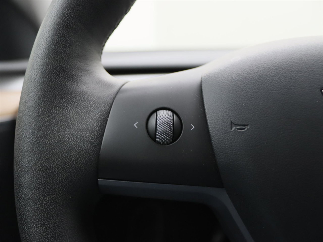 Tesla Model Y Long Range AWD 75kWh 351pk 89.7% SoH [ AUTOPILOT+19 INCH+PREMIUM AUDIO ] 21