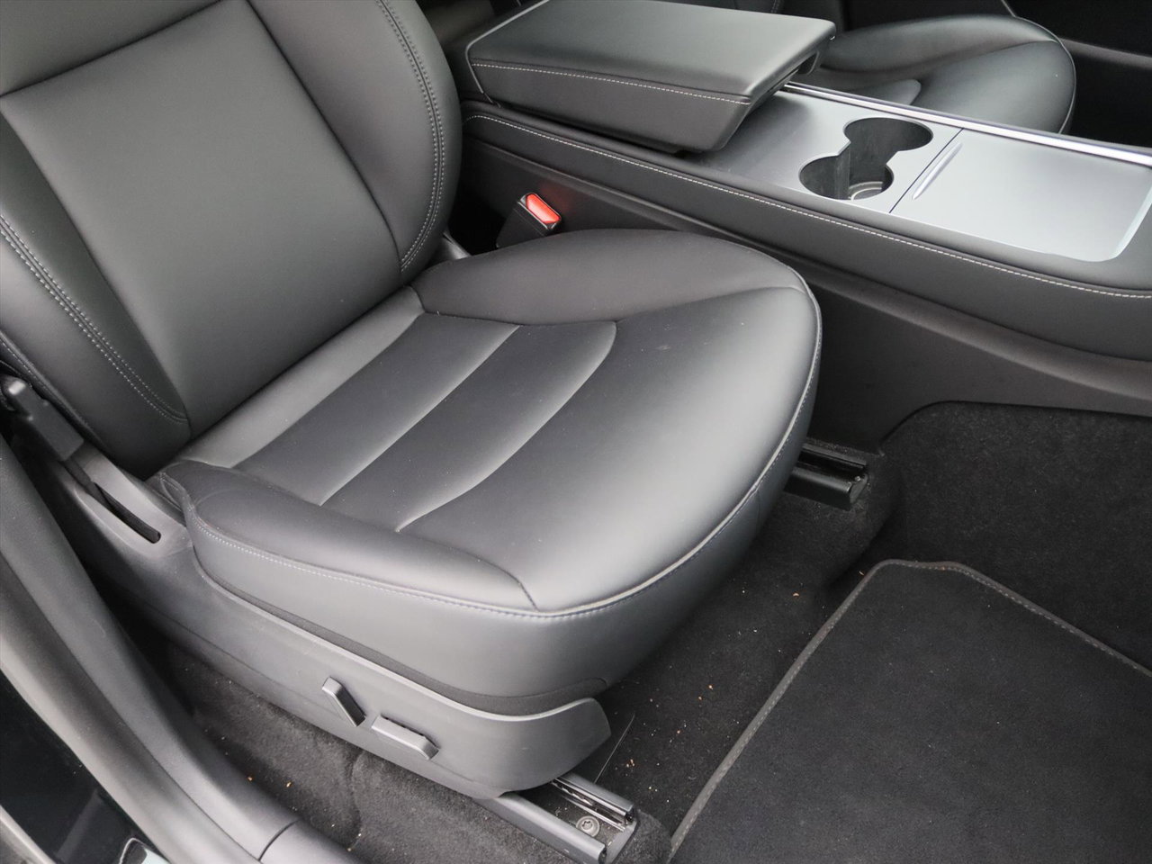 Tesla Model Y Long Range AWD 75kWh 351pk 89.7% SoH [ AUTOPILOT+19 INCH+PREMIUM AUDIO ] 11