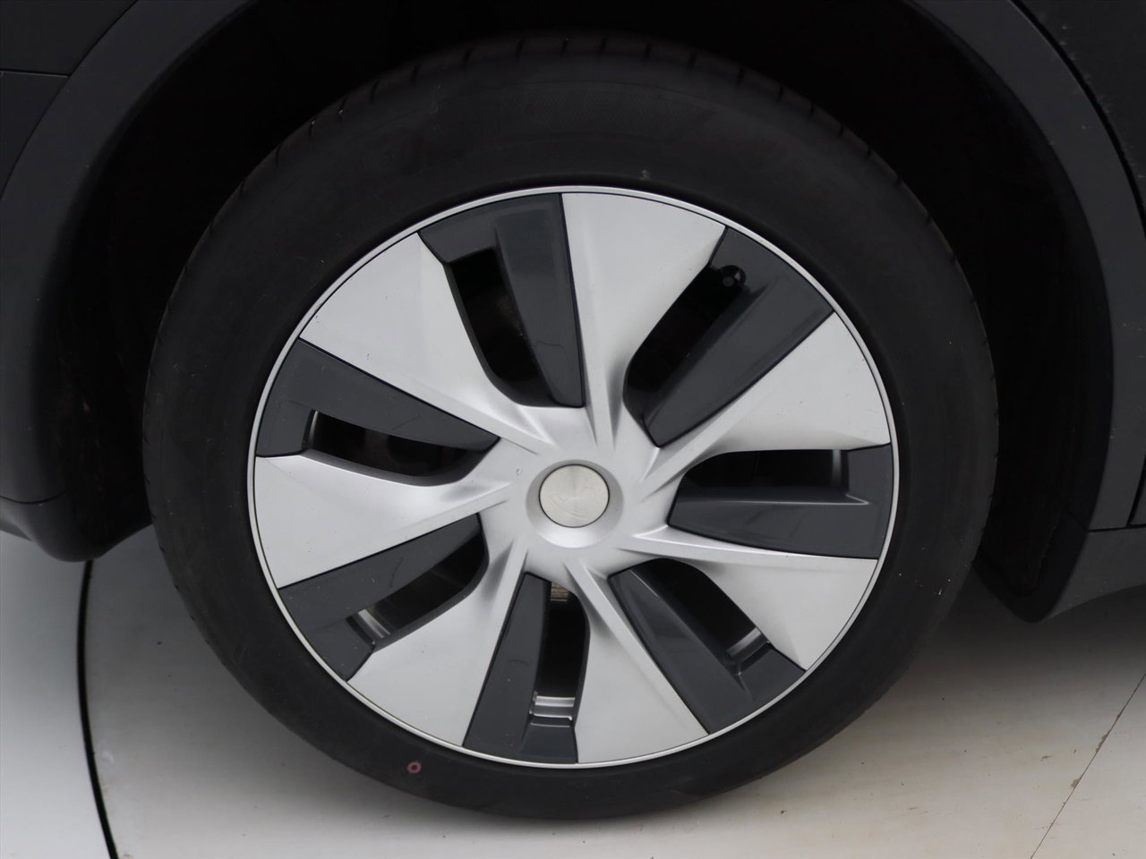 Tesla Model Y Long Range AWD 75kWh 351pk 89.7% SoH [ AUTOPILOT+19 INCH+PREMIUM AUDIO ] 12