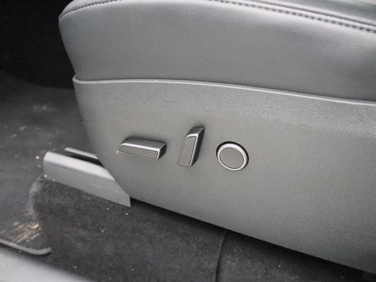 Tesla Model Y Long Range AWD 75kWh 351pk 92.8% SoH [ TREKHAAK+AMD RYZEN+AUTOPILOT+19 INCH ] 10