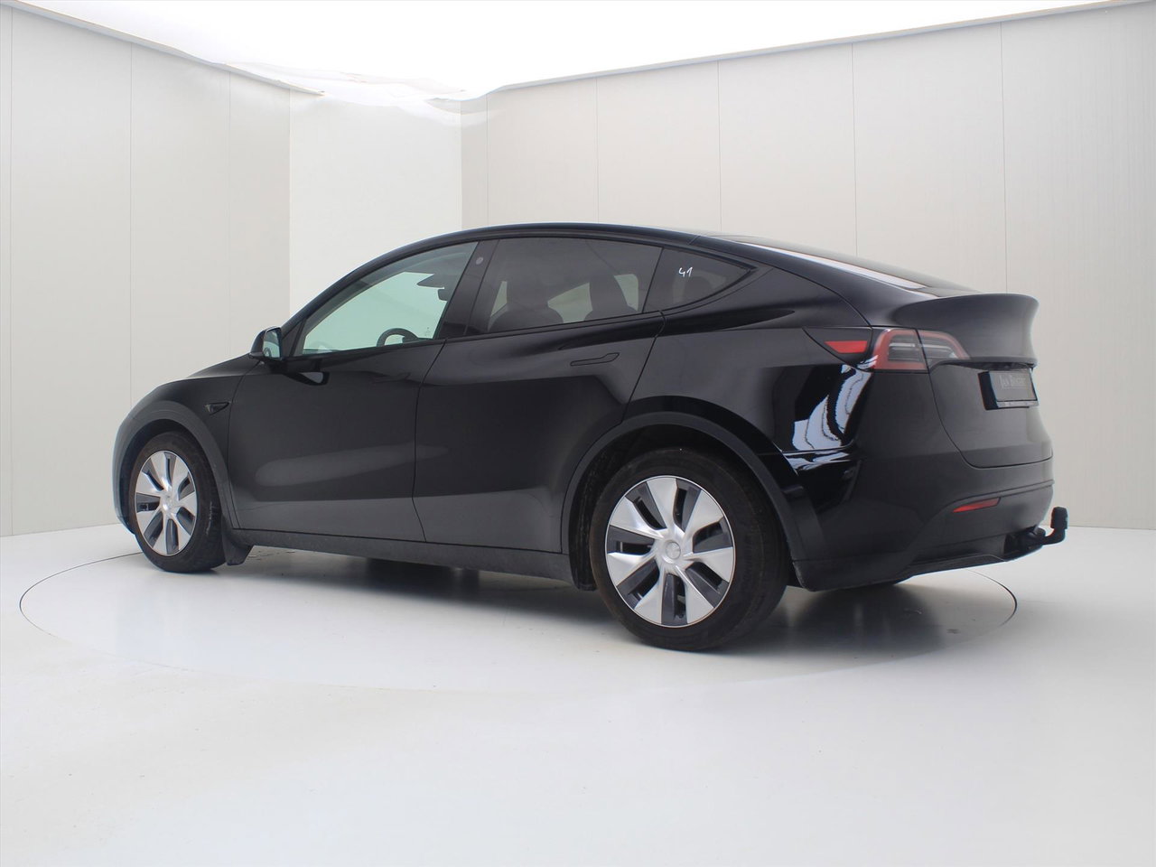 Tesla Model Y Long Range AWD 75kWh 351pk 93% SoH [ TREKHAAK+AMD RYZEN+AUTOPILOT+19 INCH+PREMIUM AUDIO ] 2