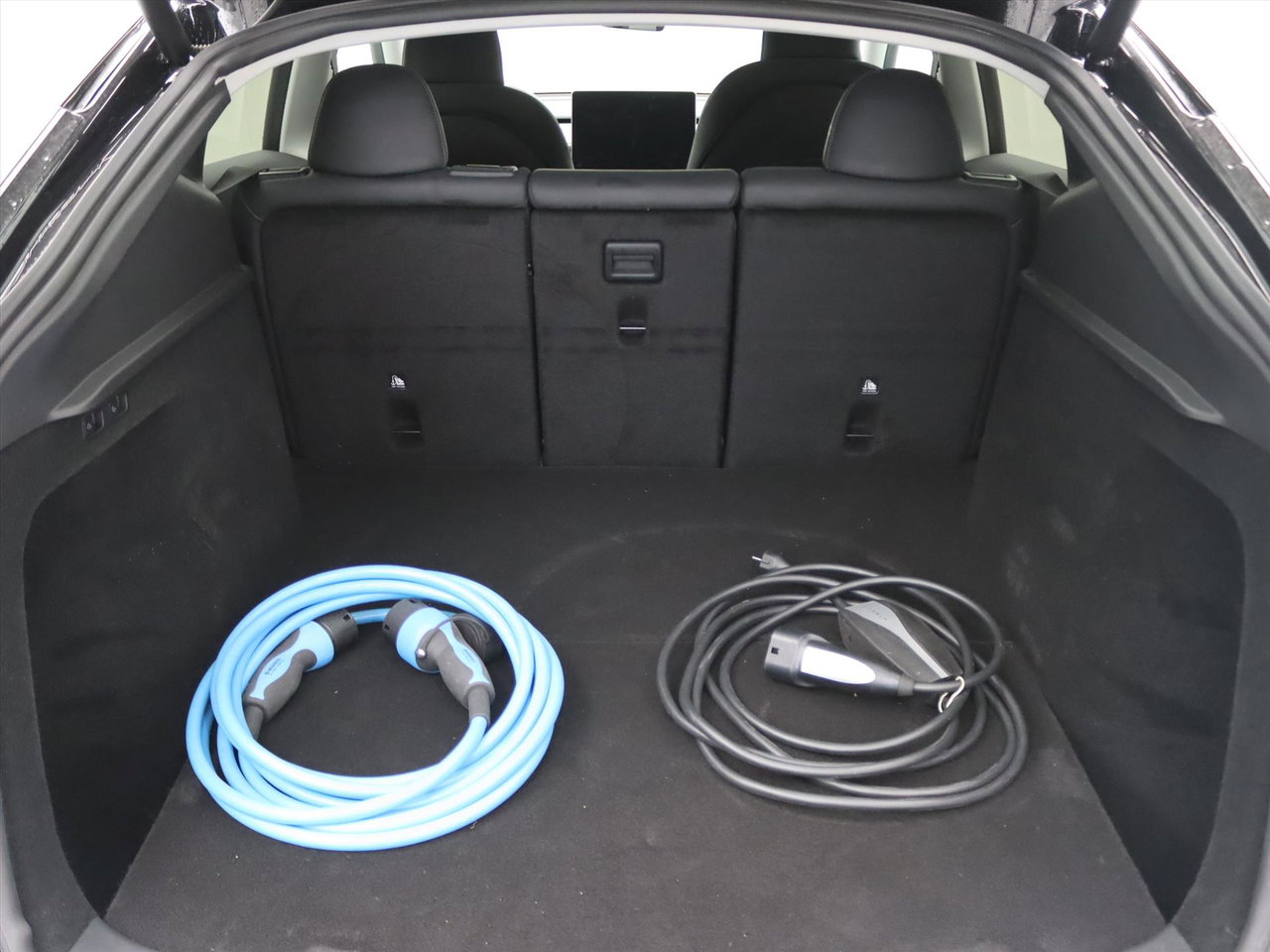 Tesla Model Y Long Range AWD 75kWh 351pk 93% SoH [ TREKHAAK+AMD RYZEN+AUTOPILOT+19 INCH+PREMIUM AUDIO ] 9