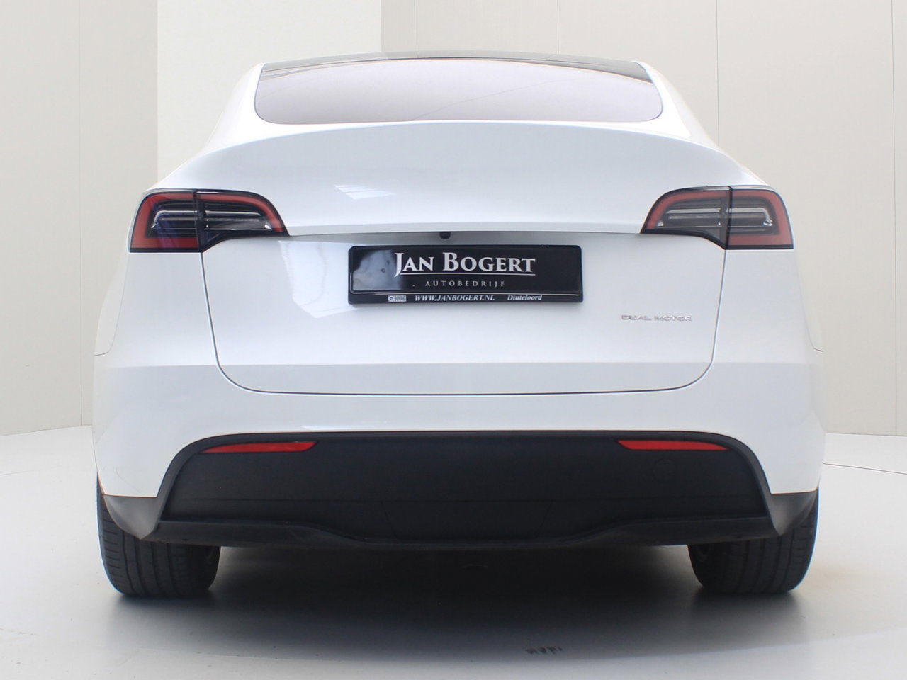 Tesla Model Y Long Range AWD 75kWh 351pk 94.5% SoH [ WIT LEDER+AMD RYZEN+AUTOPILOT+19 INCH+PREMIUM AUDIO ] 6