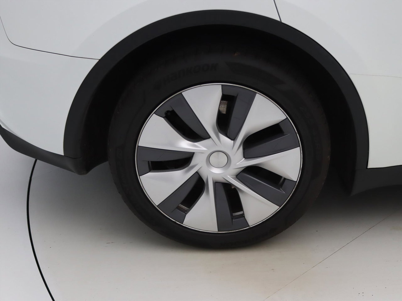 Tesla Model Y Long Range AWD 75kWh 351pk 94.5% SoH [ WIT LEDER+AMD RYZEN+AUTOPILOT+19 INCH+PREMIUM AUDIO ] 11