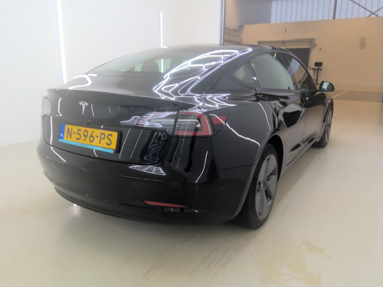Tesla Model 3 Standard RWD Plus 89.3% SoH FACELIFT [ LFP-ACCU+WARMTEPOMP+AUTOPILOT+PREMIUM AUDIO ] 2
