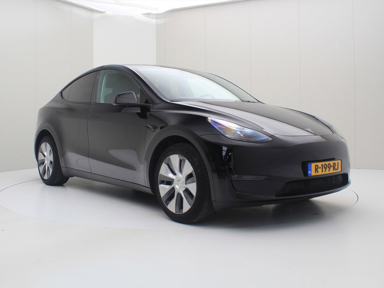 Tesla Model Y Long Range AWD 75kWh 351pk AMD RYZEN 92,5% SoH [ AUTOPILOT+19 INCH+PREMIUM AUDIO ] 5