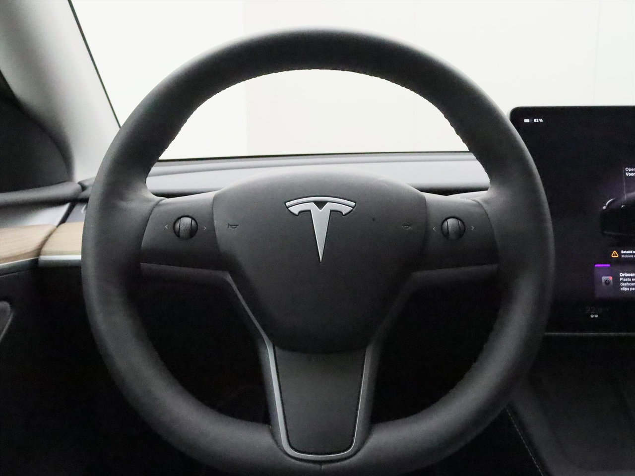 Tesla Model Y Long Range AWD 75kWh 351pk AMD RYZEN 92,5% SoH [ AUTOPILOT+19 INCH+PREMIUM AUDIO ] 15