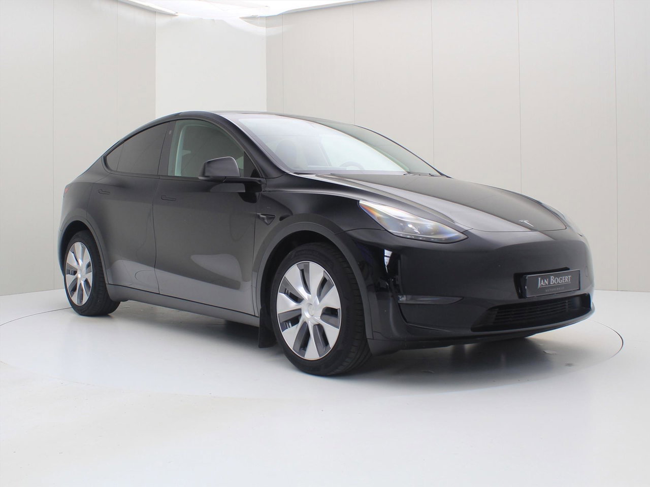 Tesla Model Y Long Range AWD 75kWh 351pk [ AMD RYZEN+ENHANCED AUTOPILOT+19 INCH+PREMIUM AUDIO ] 3