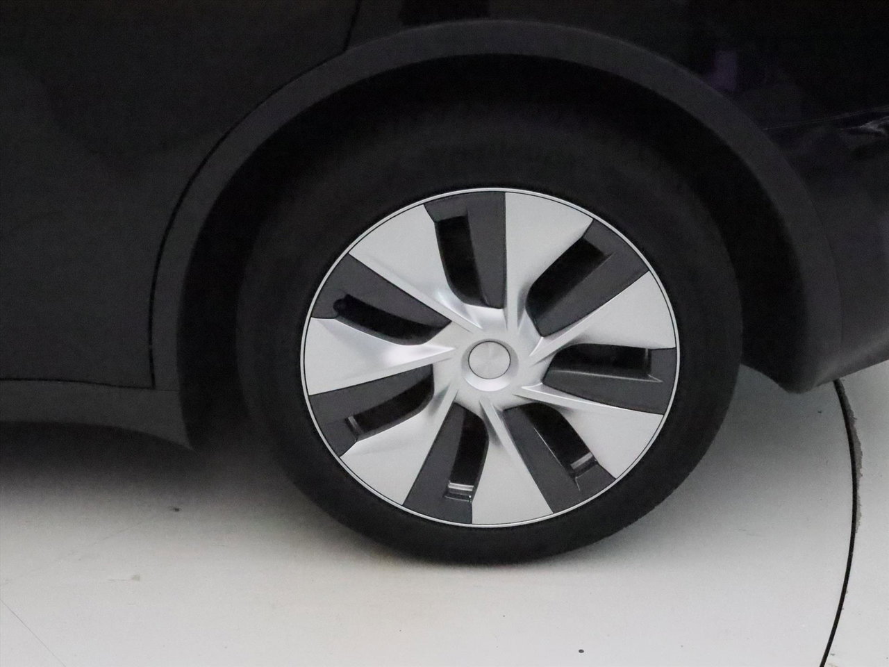 Tesla Model Y Long Range AWD 75kWh 351pk [ AMD RYZEN+ENHANCED AUTOPILOT+19 INCH+PREMIUM AUDIO ] 10