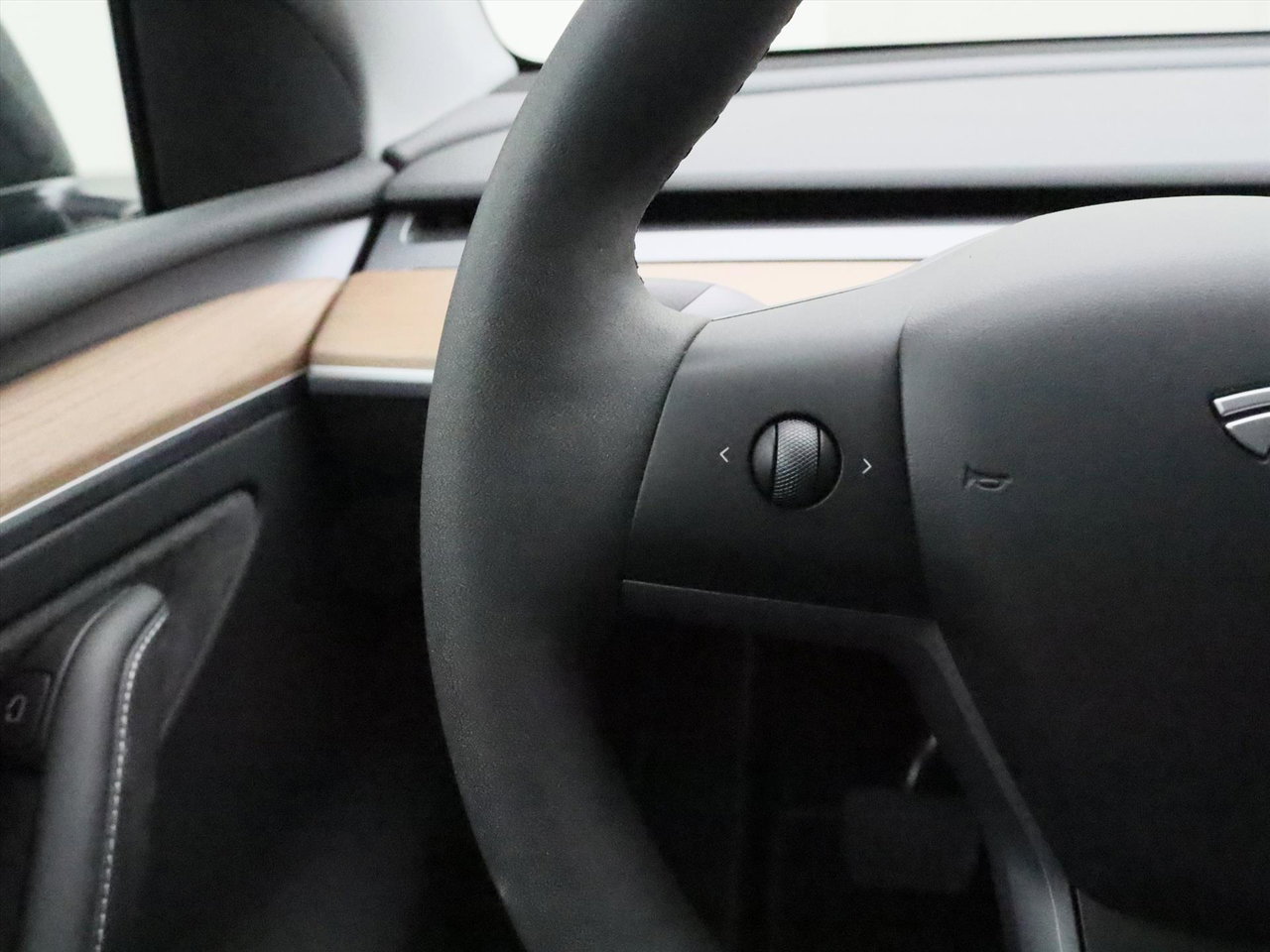 Tesla Model Y Long Range AWD 75kWh 351pk 93.3% SoH [ TREKHAAK+AMD RYZEN+ENHANCED AUTOPILOT+19 INCH+PREMIUM AUDIO ] 28