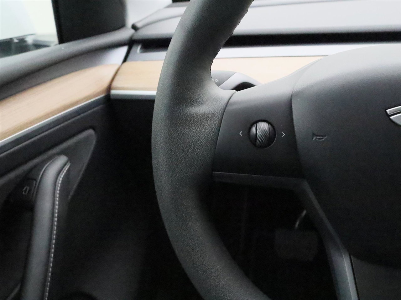Tesla Model Y Long Range AWD 75kWh 351pk 92.8% SoH [ TREKHAAK+AMD RYZEN+AUTOPILOT+19 INCH+PREMIUM AUDIO ] 27