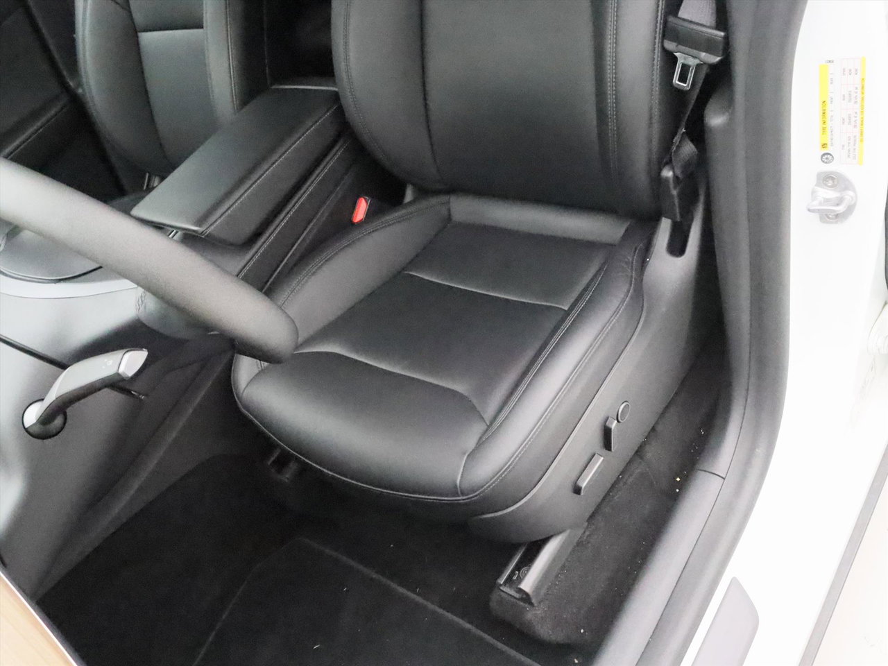 Tesla Model Y Long Range AWD 75kWh 351pk 92.8% SoH [ TREKHAAK+AMD RYZEN+AUTOPILOT+19 INCH+PREMIUM AUDIO ] 25