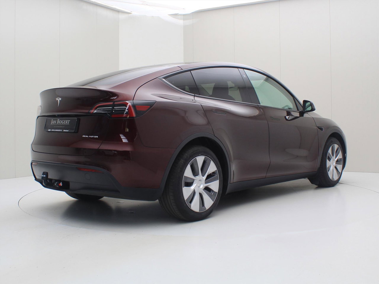 Tesla Model Y Long Range AWD 75kWh 351pk 93.1% SoH [ TREKHAAK+AMD RYZEN+AUTOPILOT+19 INCH+PREMIUM AUDIO ]