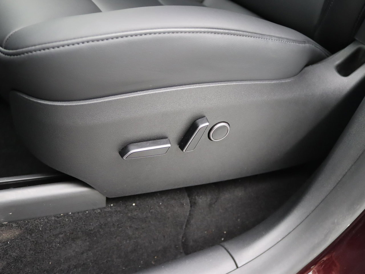 Tesla Model Y Long Range AWD 75kWh 351pk 93.1% SoH [ TREKHAAK+AMD RYZEN+AUTOPILOT+19 INCH+PREMIUM AUDIO ] 23