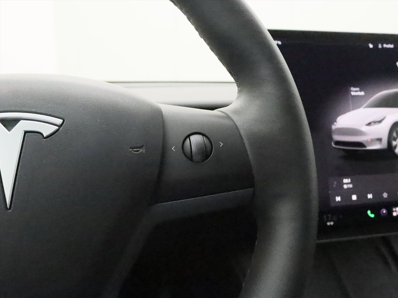 Tesla Model Y Long Range AWD 75kWh 351pk 91.9% SoH [ TREKHAAK+AMD RYZEN+AUTOPILOT+19 INCH+PREMIUM AUDIO ] 21