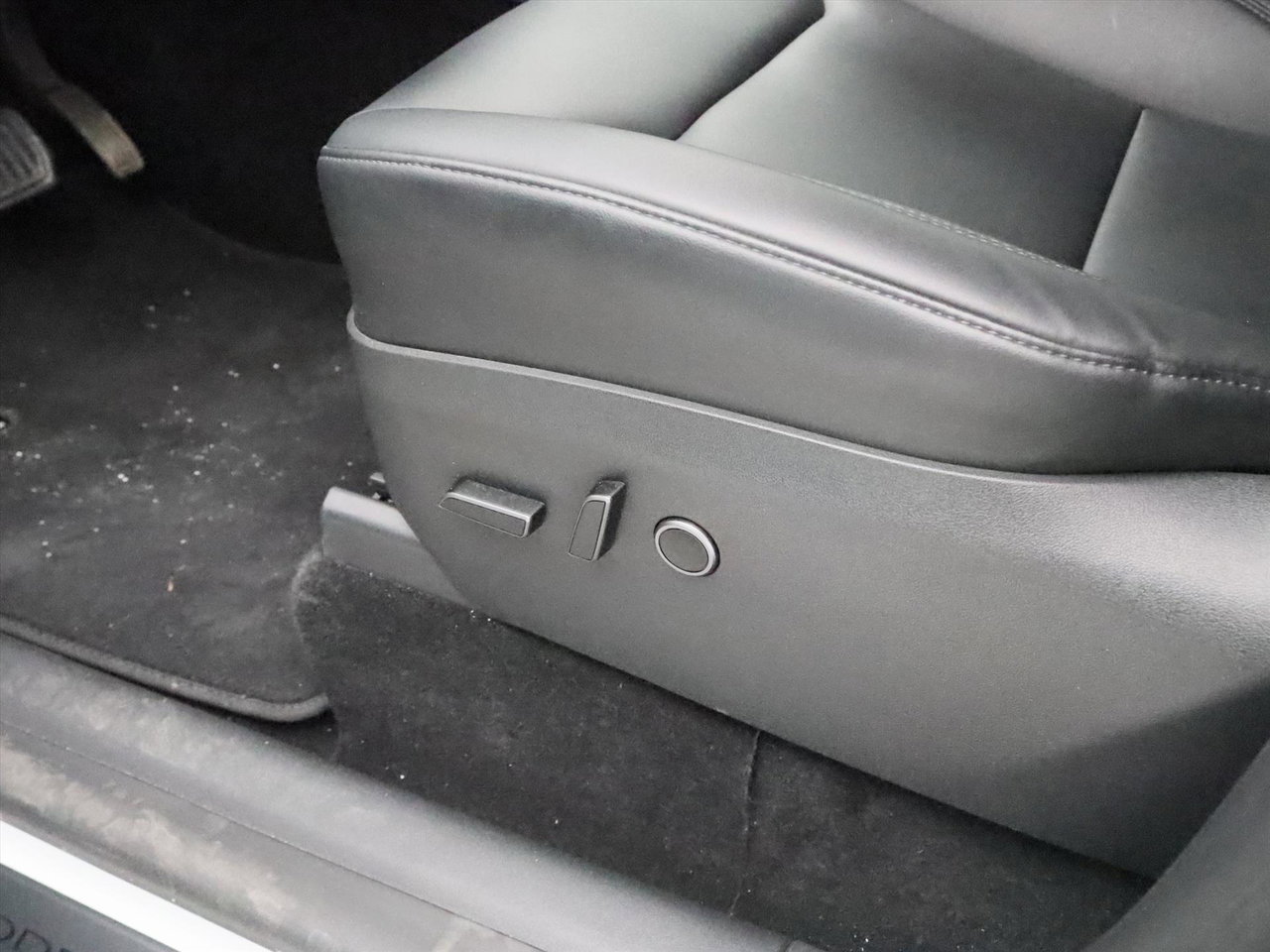 Tesla Model Y Long Range AWD 75kWh 351pk 91.9% SoH [ TREKHAAK+AMD RYZEN+AUTOPILOT+19 INCH+PREMIUM AUDIO ] 18