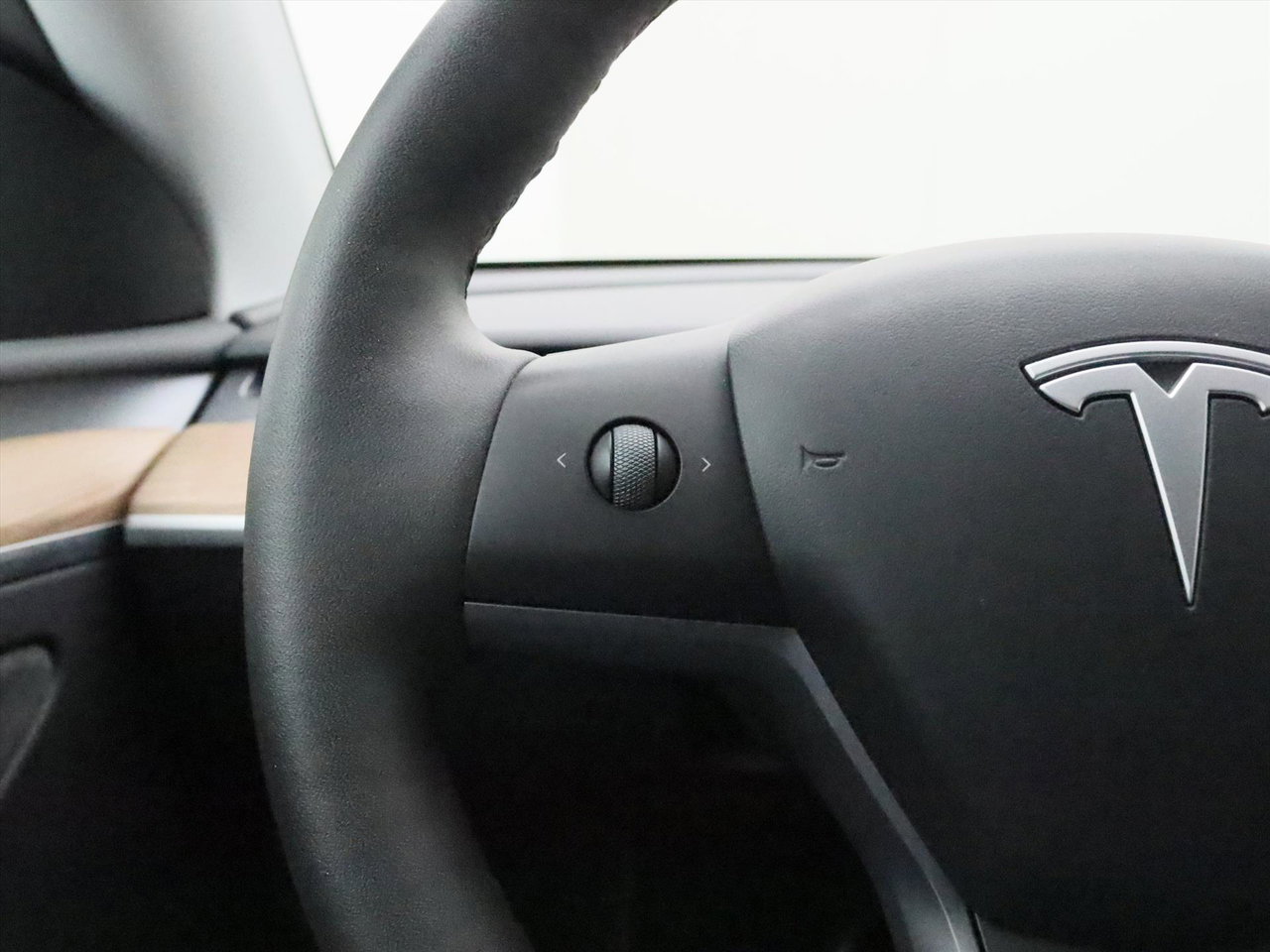 Tesla Model Y Long Range AWD 75kWh 351pk 91.9% SoH [ TREKHAAK+AMD RYZEN+AUTOPILOT+19 INCH+PREMIUM AUDIO ] 20