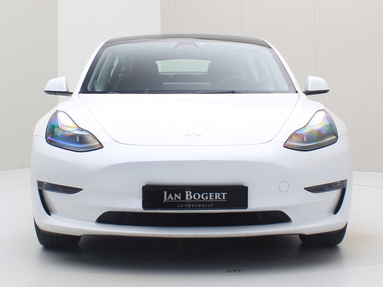 Tesla Model 3 Long-Range RWD 299pk [ AMD RYZEN+WARMTEPOMP+AUTOPILOT+LEDER+CAMERA+CLIMAAT+PDC+NAVIGATIE ] 6