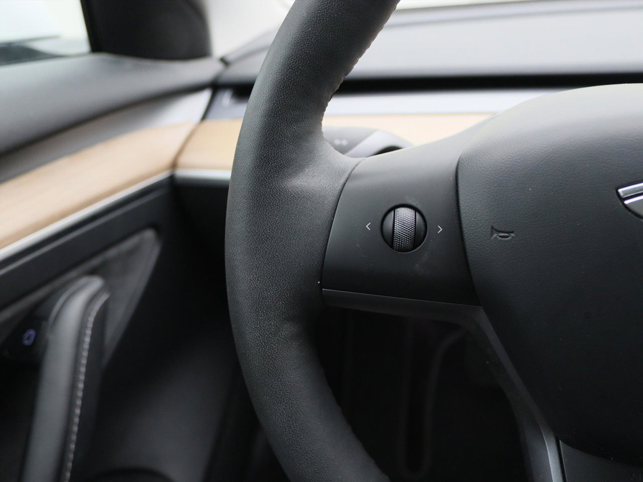 Tesla Model 3 Long-Range RWD 299pk [ AMD RYZEN+WARMTEPOMP+AUTOPILOT+LEDER+CAMERA+CLIMAAT+PDC+NAVIGATIE ] 20