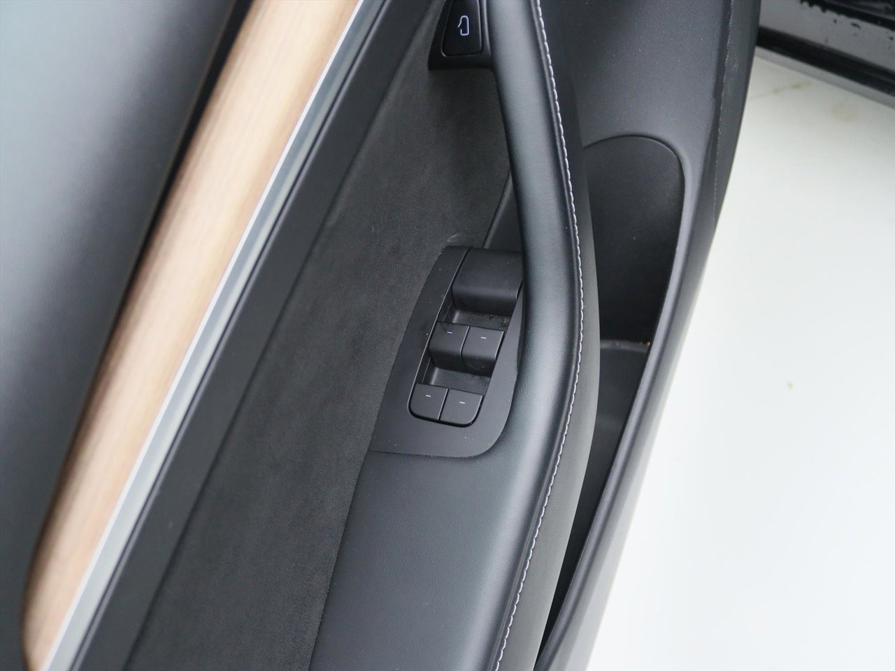 Tesla Model 3 Standard RWD Plus FACELIFT 91.8% SoH [ AMD RYZEN+LFP-ACCU+WARMTEPOMP+AUTOPILOT ] 23