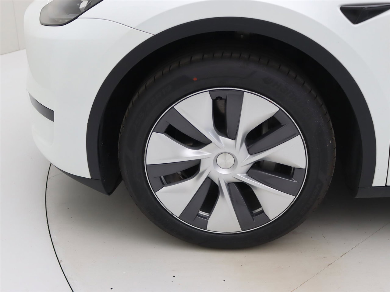 Tesla Model Y Standard RWD Plus 299pk 95.8% SoH [ AMD RYZEN+LFP+AUTOPILOT+19 INCH+PREMIUM AUDIO ] 22