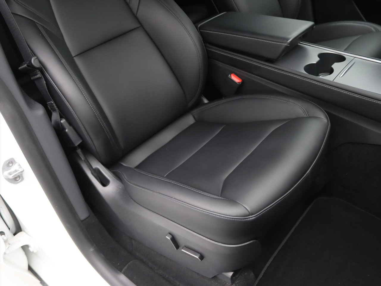 Tesla Model Y Standard RWD Plus 299pk 95.8% SoH [ AMD RYZEN+LFP+AUTOPILOT+19 INCH+PREMIUM AUDIO ] 20
