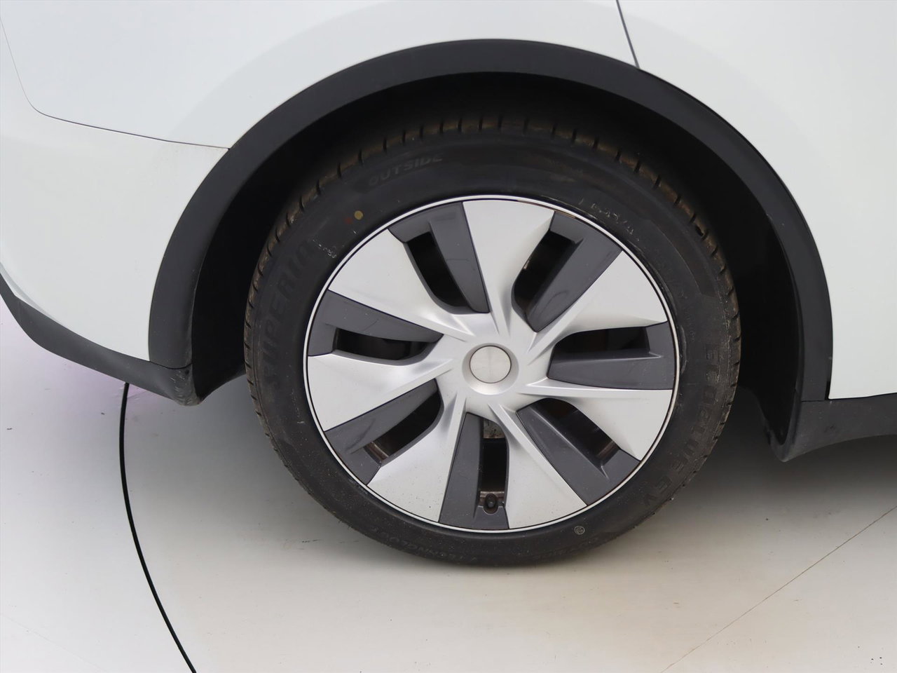 Tesla Model Y Standard RWD Plus 299pk 94.8% SoH [ AMD RYZEN+LFP+AUTOPILOT+19 INCH+PREMIUM AUDIO ] 12