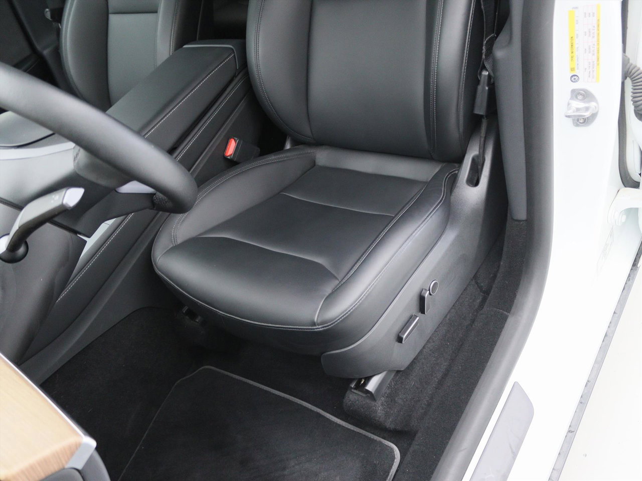 Tesla Model Y Standard RWD Plus 299pk 94.8% SoH [ AMD RYZEN+LFP+AUTOPILOT+19 INCH+PREMIUM AUDIO ] 26