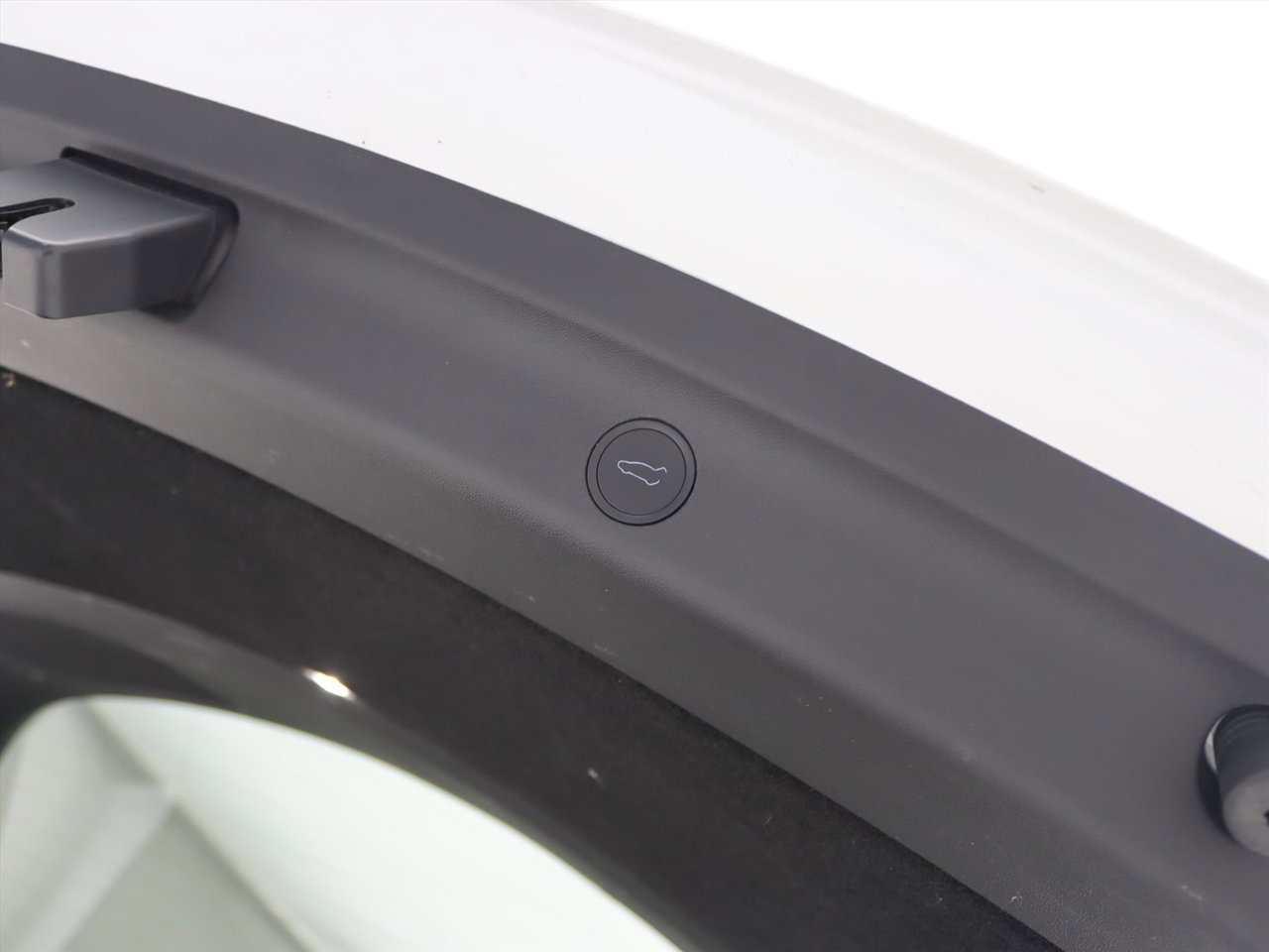 Tesla Model Y Long Range AWD 75kWh 351pk 91.8% SoH [ TREKHAAK+AMD RYZEN+AUTOPILOT+19 INCH+PREMIUM AUDIO ] 10