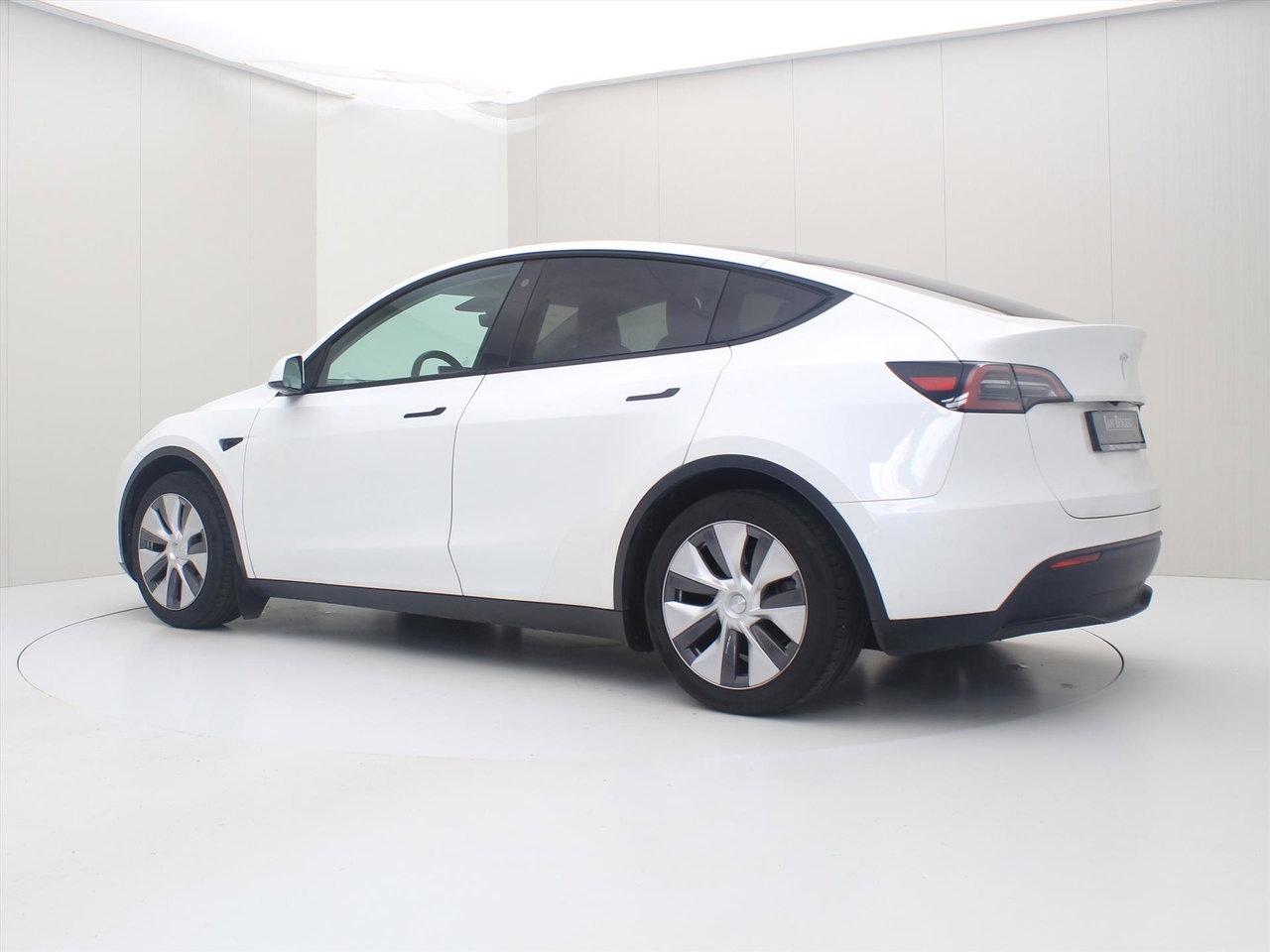 Tesla Model Y Standard RWD Plus [ AMD RYZEN+AUTOPILOT+19 INCH+PREMIUM AUDIO ] 2