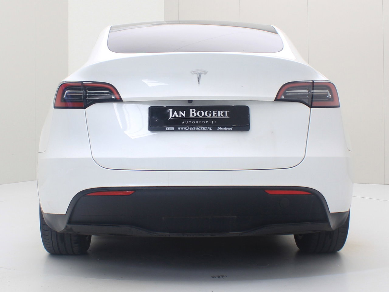 Tesla Model Y Standard RWD Plus [ AMD RYZEN+AUTOPILOT+19 INCH+PREMIUM AUDIO ] 5