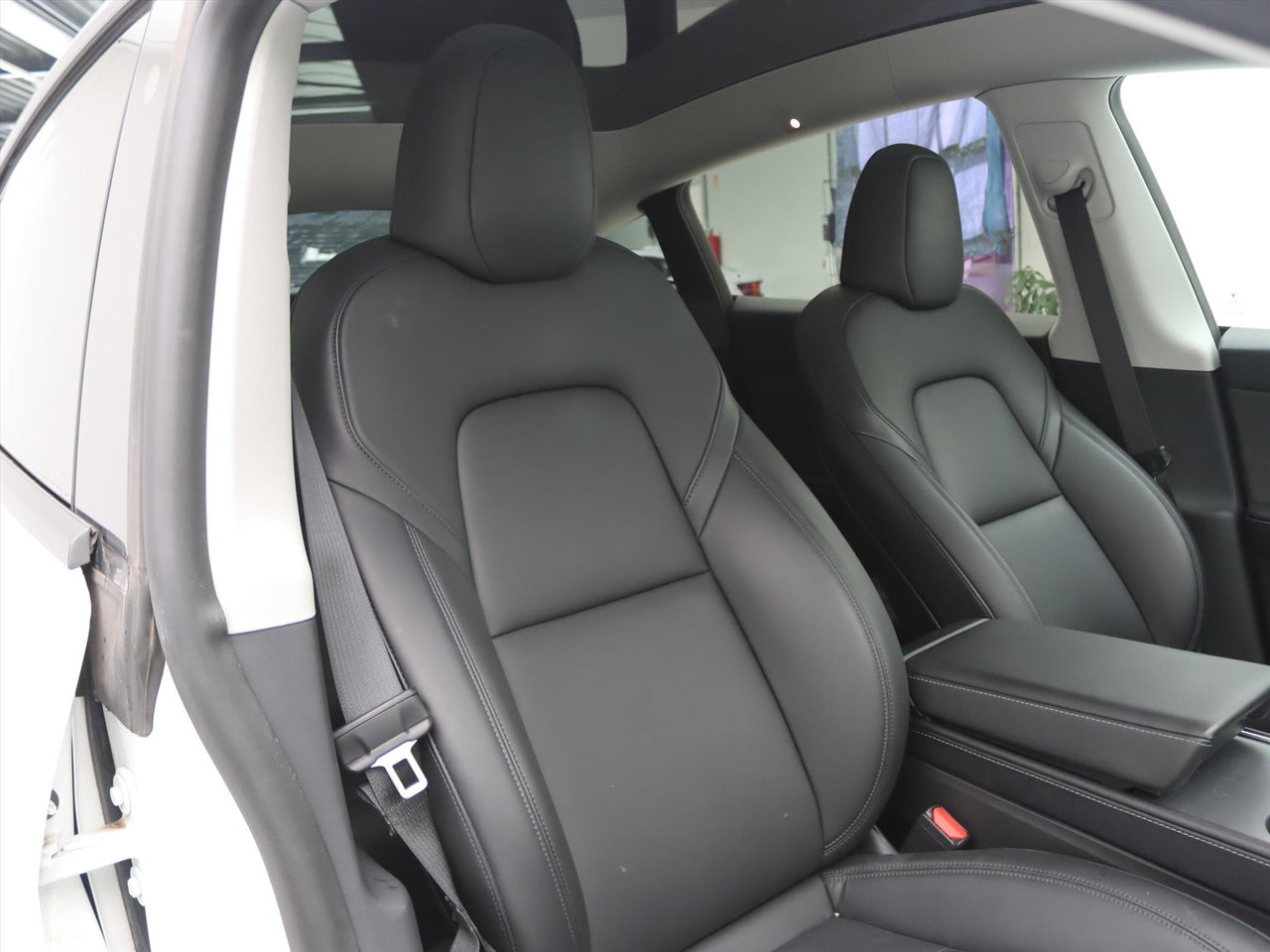 Tesla Model Y Standard RWD Plus [ AMD RYZEN+AUTOPILOT+19 INCH+PREMIUM AUDIO ] 19