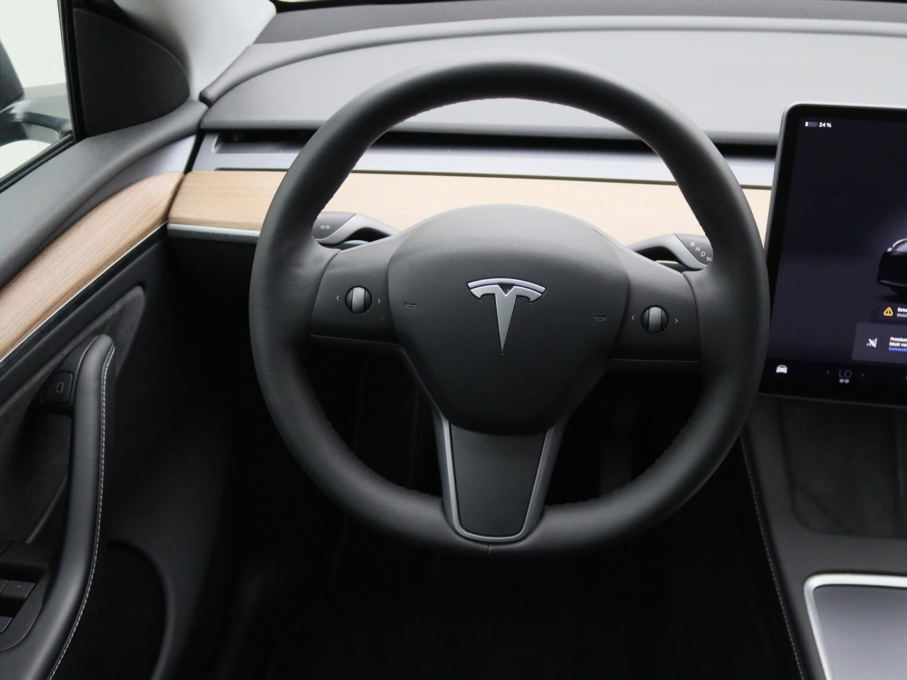 Tesla Model Y Long Range AWD 75kWh 351pk 96% SoH [ AMD RYZEN+AUTOPILOT+19 INCH+PREMIUM AUDIO ] 18