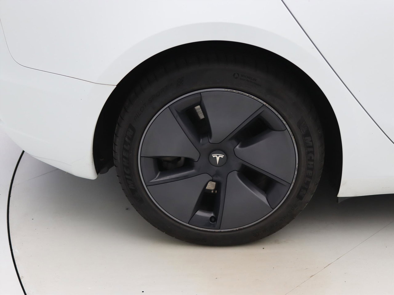 Tesla Model 3 Standard RWD Plus 92,7% SoH UPGRADE [ AMD RYZEN+LFP-ACCU+WARMTEPOMP+AUTOPILOT+60 kWh+PREMIUM AUDIO ] 12