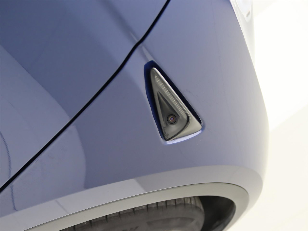 Tesla Model Y Standard RWD Plus 95.5% SoH [ AMD RYZEN+AUTOPILOT+19 INCH+PREMIUM AUDIO ] 24