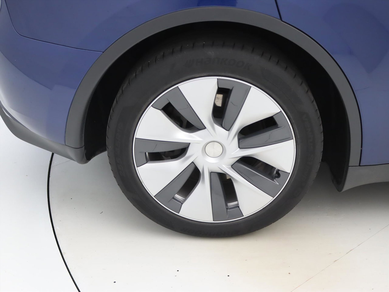 Tesla Model Y Standard RWD Plus 95.5% SoH [ AMD RYZEN+AUTOPILOT+19 INCH+PREMIUM AUDIO ] 8