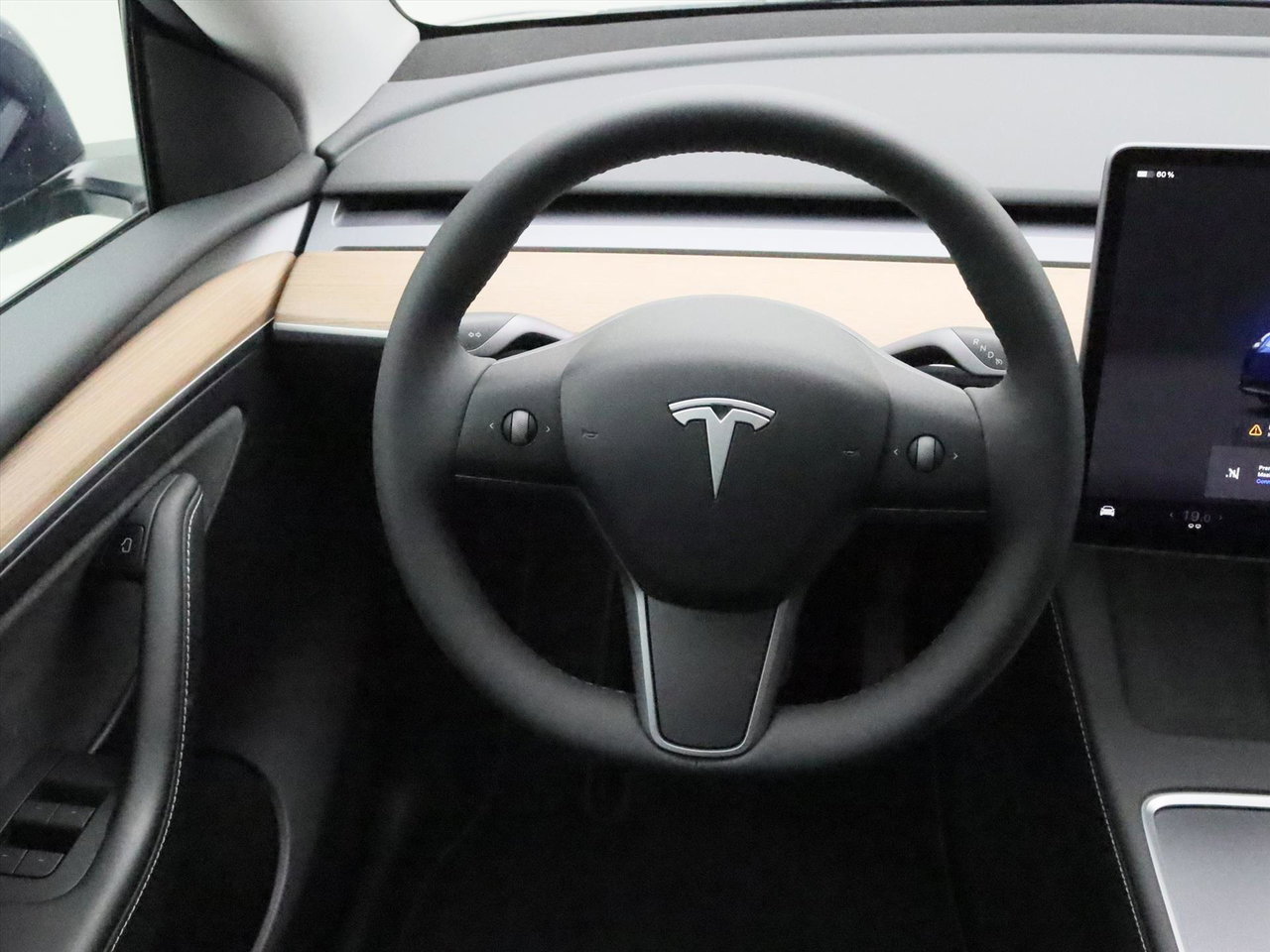 Tesla Model Y Standard RWD Plus 95.5% SoH [ AMD RYZEN+AUTOPILOT+19 INCH+PREMIUM AUDIO ] 18