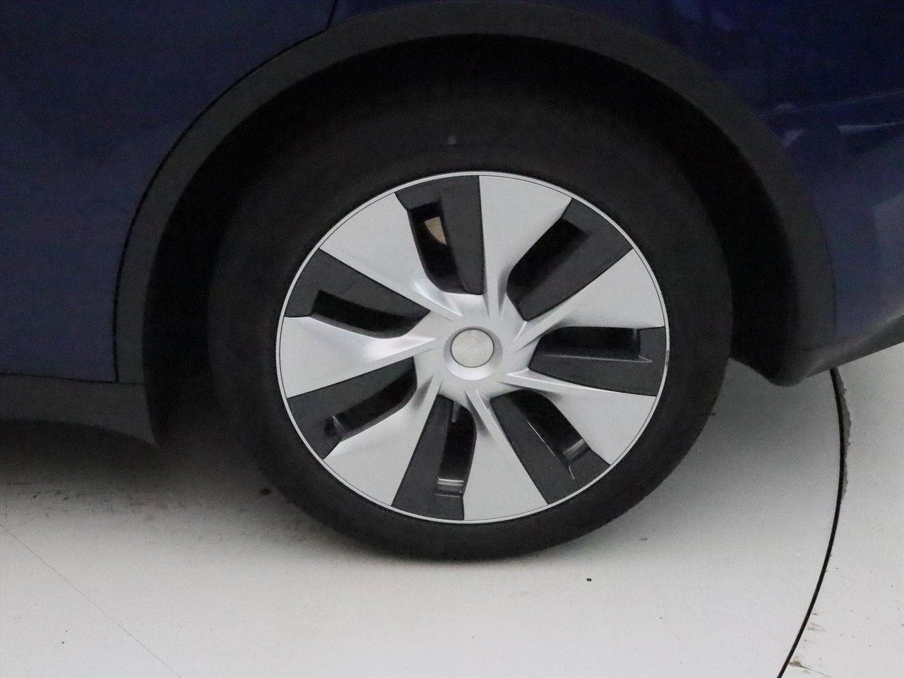 Tesla Model Y Standard RWD Plus 95.5% SoH [ AMD RYZEN+AUTOPILOT+19 INCH+PREMIUM AUDIO ] 10