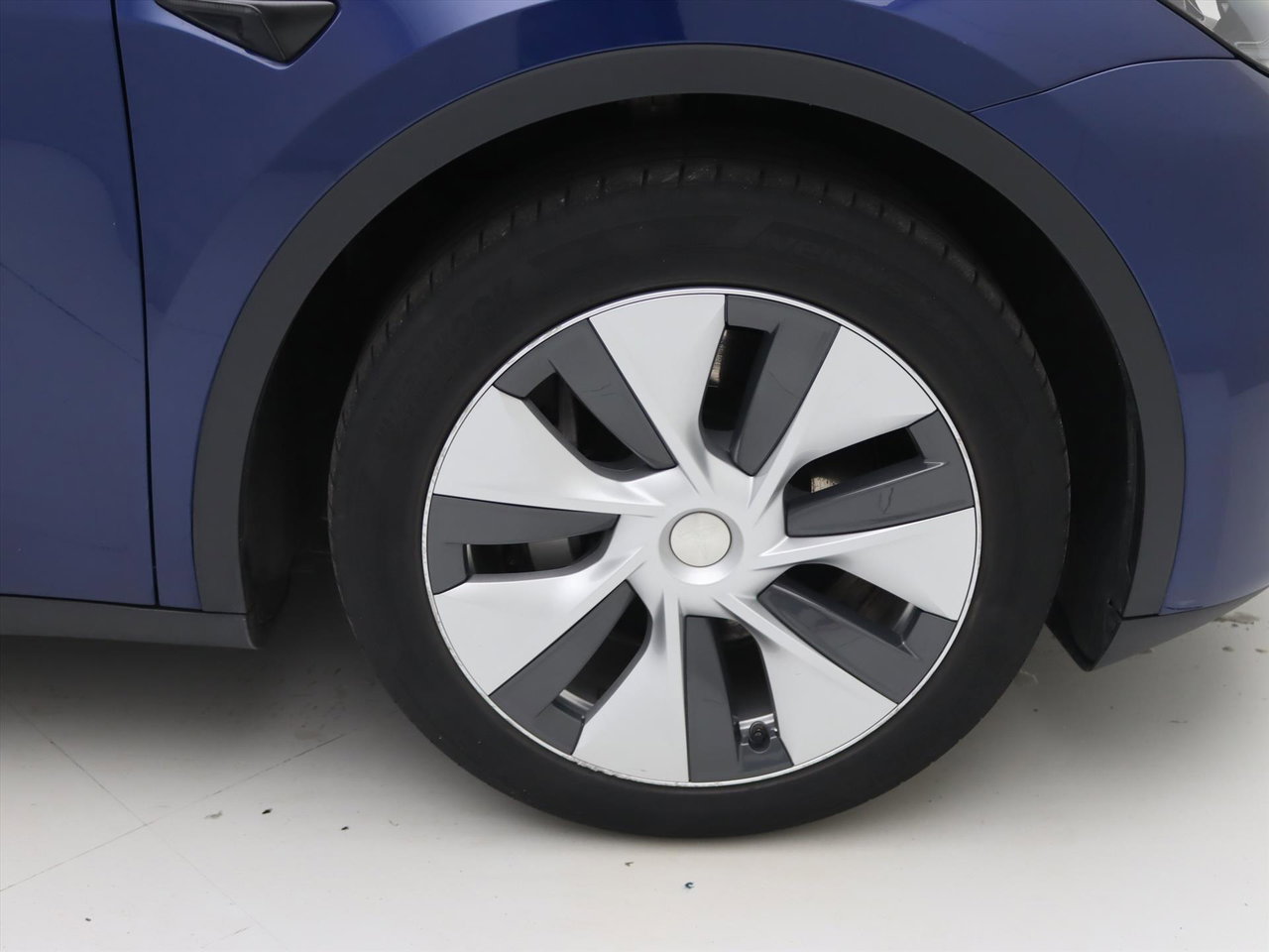 Tesla Model Y Standard RWD Plus 95.5% SoH [ AMD RYZEN+AUTOPILOT+19 INCH+PREMIUM AUDIO ] 9
