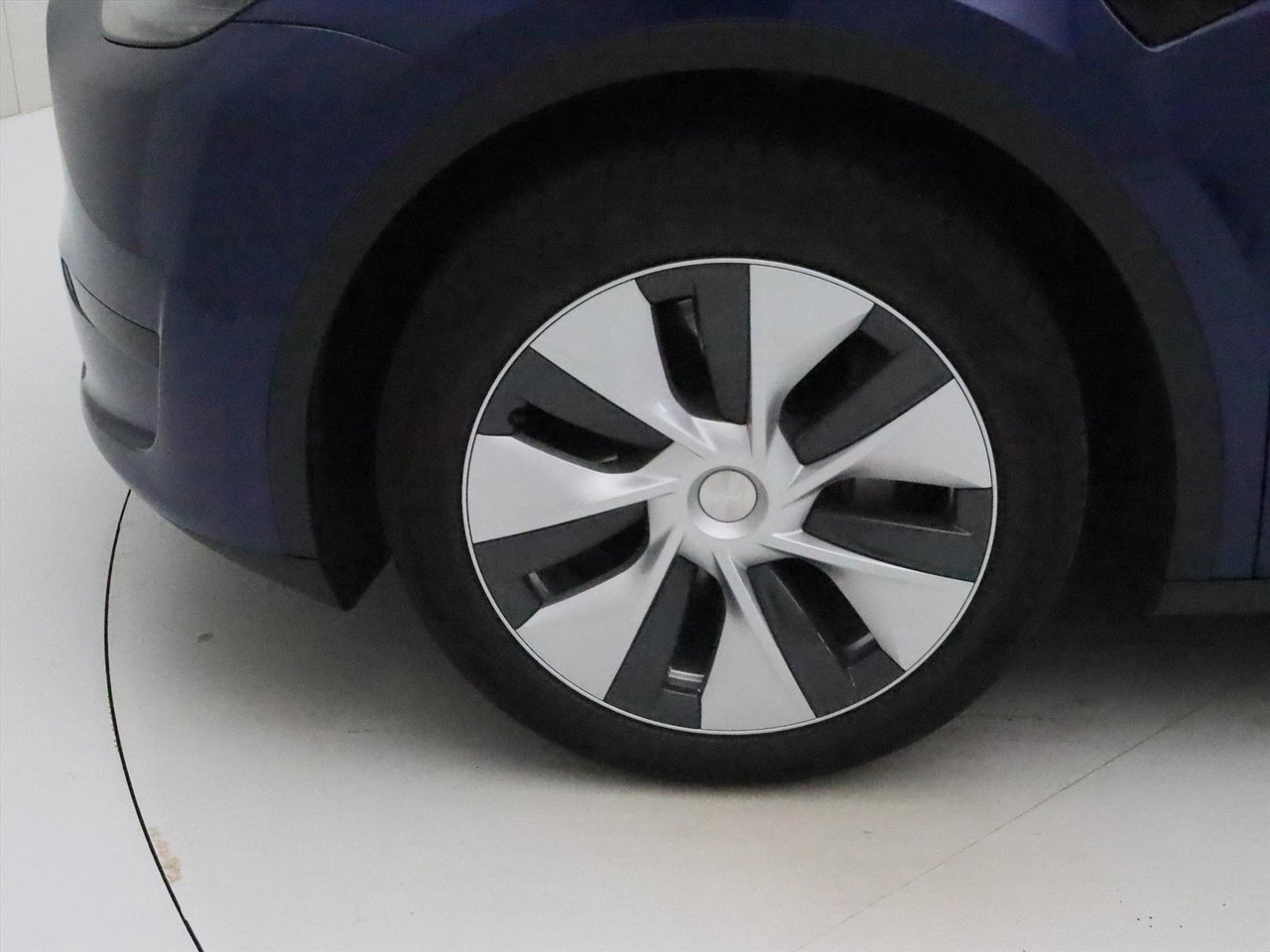 Tesla Model Y Standard RWD Plus 95.5% SoH [ AMD RYZEN+AUTOPILOT+19 INCH+PREMIUM AUDIO ] 11