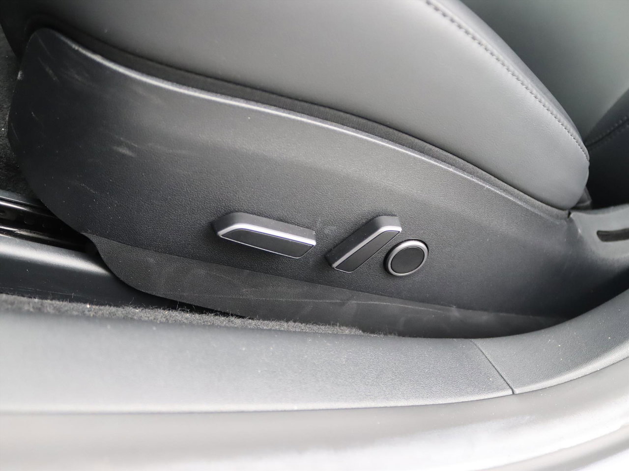Tesla Model 3 Standard RWD Plus UPGRADE 95.7% SoH [ TREKHAAK+LFP-ACCU+WARMTEPOMP+AUTOPILOT+60 kWh ] 26
