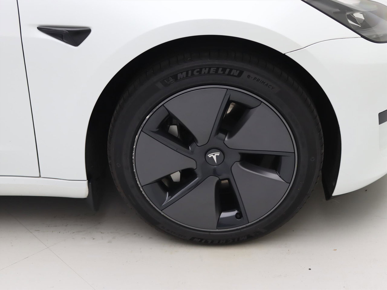 Tesla Model 3 Standard RWD Plus UPGRADE 94.8% SoH [ LFP-ACCU+WARMTEPOMP+AUTOPILOT+60 kWh ] 9