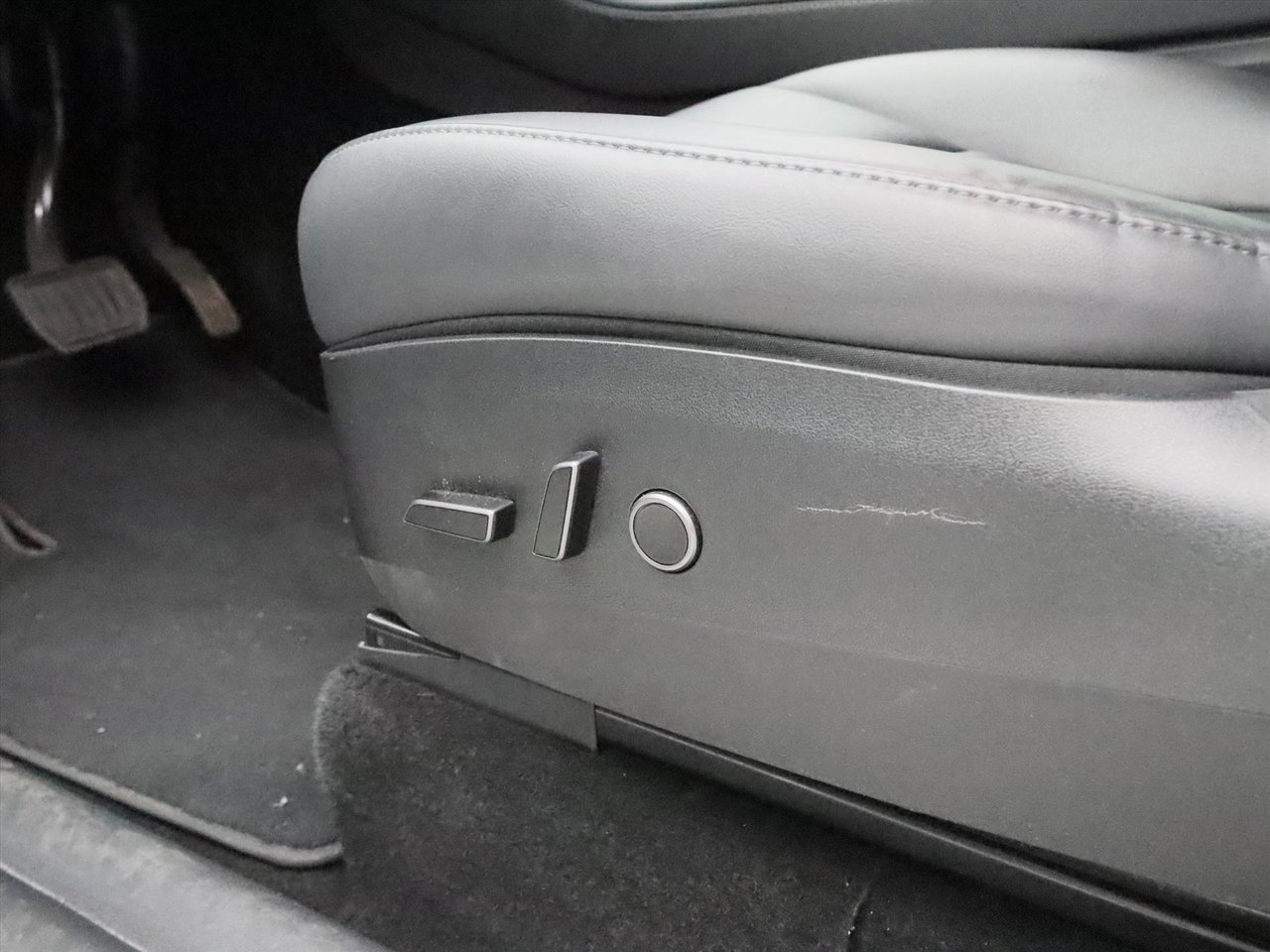 Tesla Model Y Standard RWD Plus 94.2% SoH [ AMD RYZEN+AUTOPILOT+19 INCH+PREMIUM AUDIO ] 18